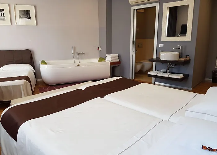 酒店 奥卡尼亚酒店 2*