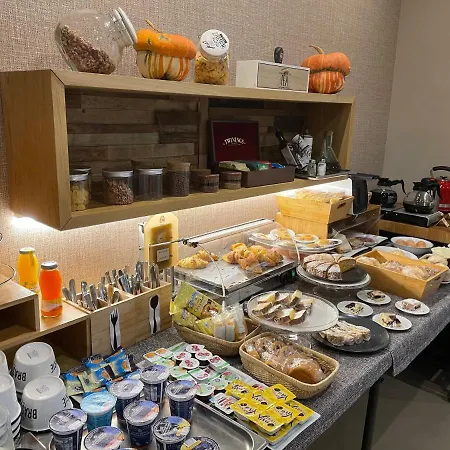 奥卡尼亚酒店 酒店 2*